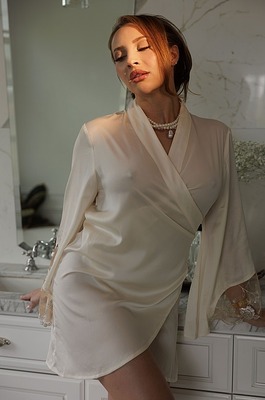 Melissa Stratton In Sunday Reset - 02