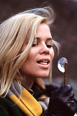 Barbara Hillary | Blonde Big Tits & Ass - 14