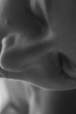 Tekla D Spreads Her Slim Body For Intimate Pussy Close Ups - 10