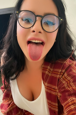 Macey Jade Covered In The Cum