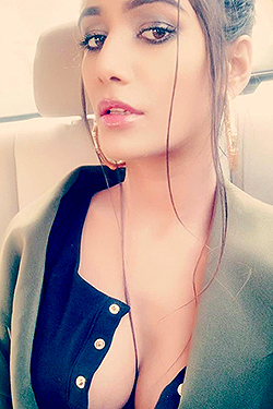 Poonam Pandey Nude