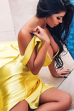 Hot Latina Korina Kanela