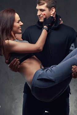 Fun And Lively Couple Pose Ideas