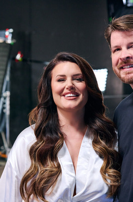 Lacy Takes A Blindfolded Gangbang From Four Studs While Her Husband Films - 05